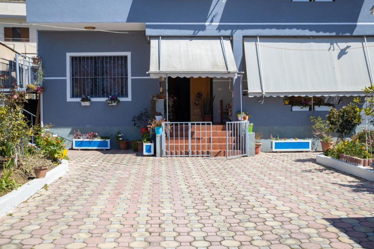 Vila Aulona Vlorë Exteriör bild