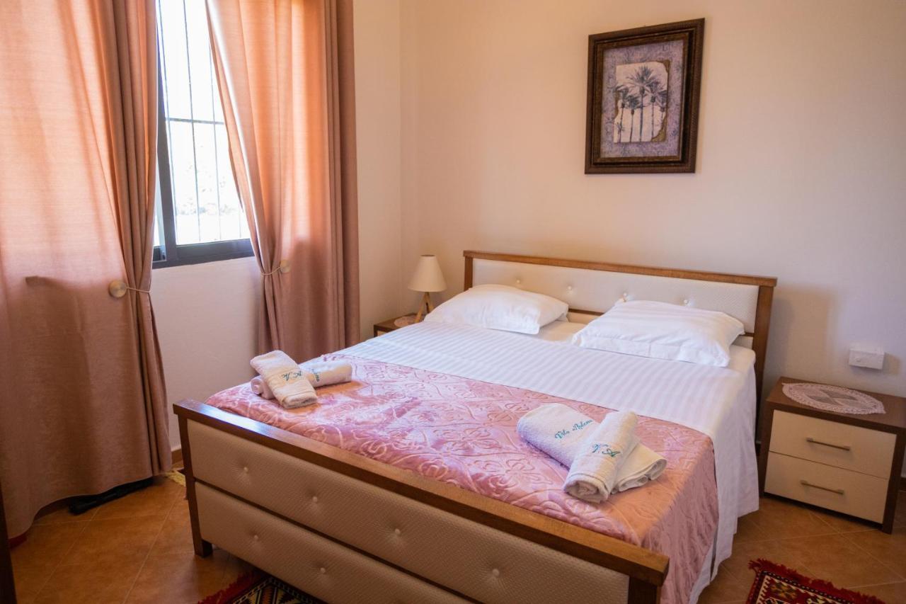 Vila Aulona Vlorë Exteriör bild