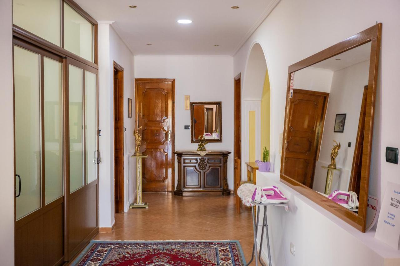 Vila Aulona Vlorë Exteriör bild